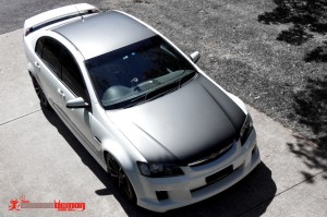 Holden VE SS Matte Black Bonnet and Roof Vinyl Wrap