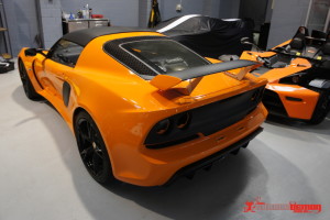 Lotus V6 CR vinyl wrap