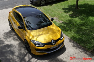 Renault Megane RS275 gloss black roof wrap